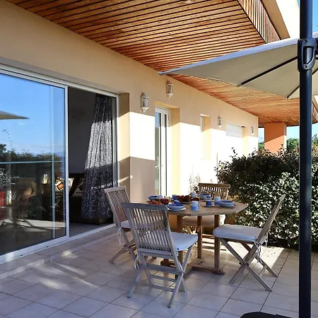T2 Cosy Grande Terrasse, Piscine Et A 100m *
